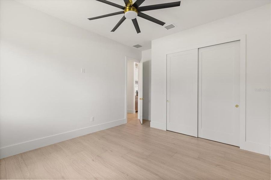Spacious, unfurnished interior of a new home in , Sanford (Image 87).