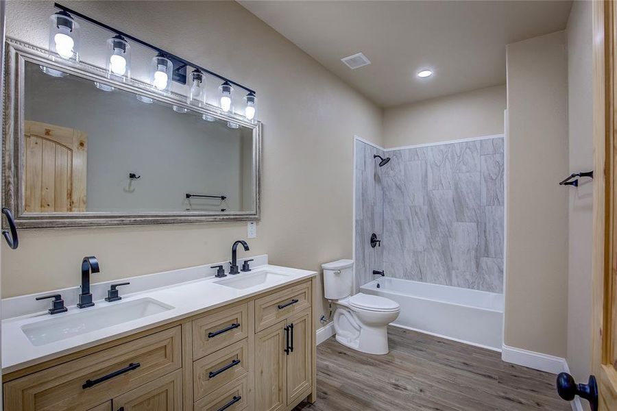 Furnished interior view inside a new home in , Terrell (Image 10). Furnished interior view inside a new home in , Terrell (Image 10).