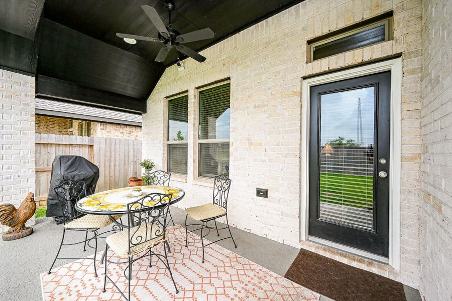 Image 18 of a home in The Grand Prairie 40'. Image 18 of a home in The Grand Prairie 40'.