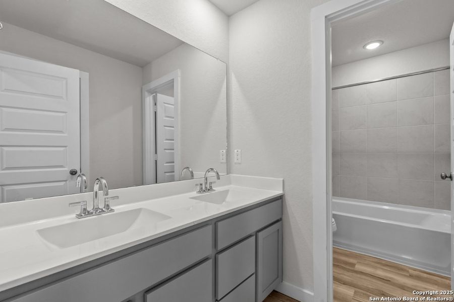 Furnished interior view inside a new home in Spring Creek, San Antonio (Image 11).