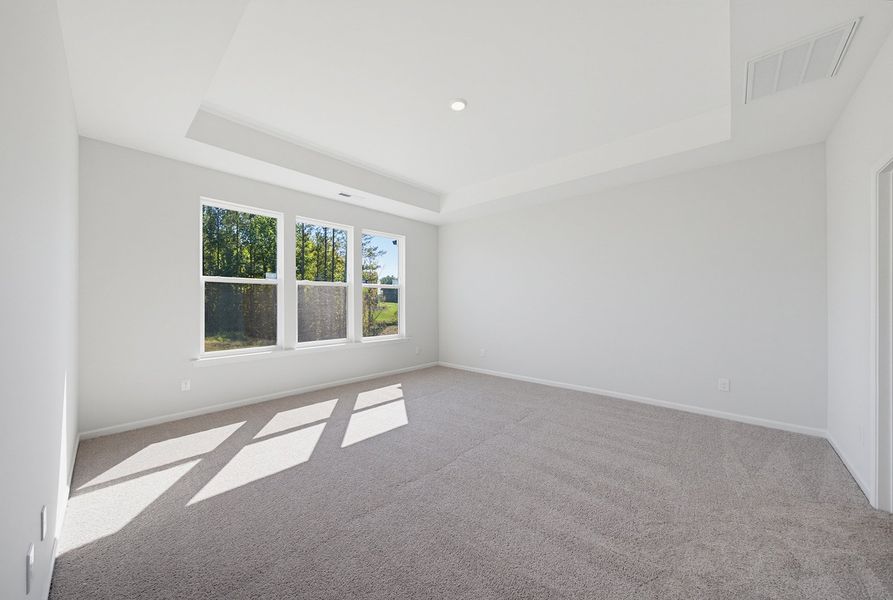 Spacious, unfurnished interior of a new home in Sweetbrier, Durham (Image 19).