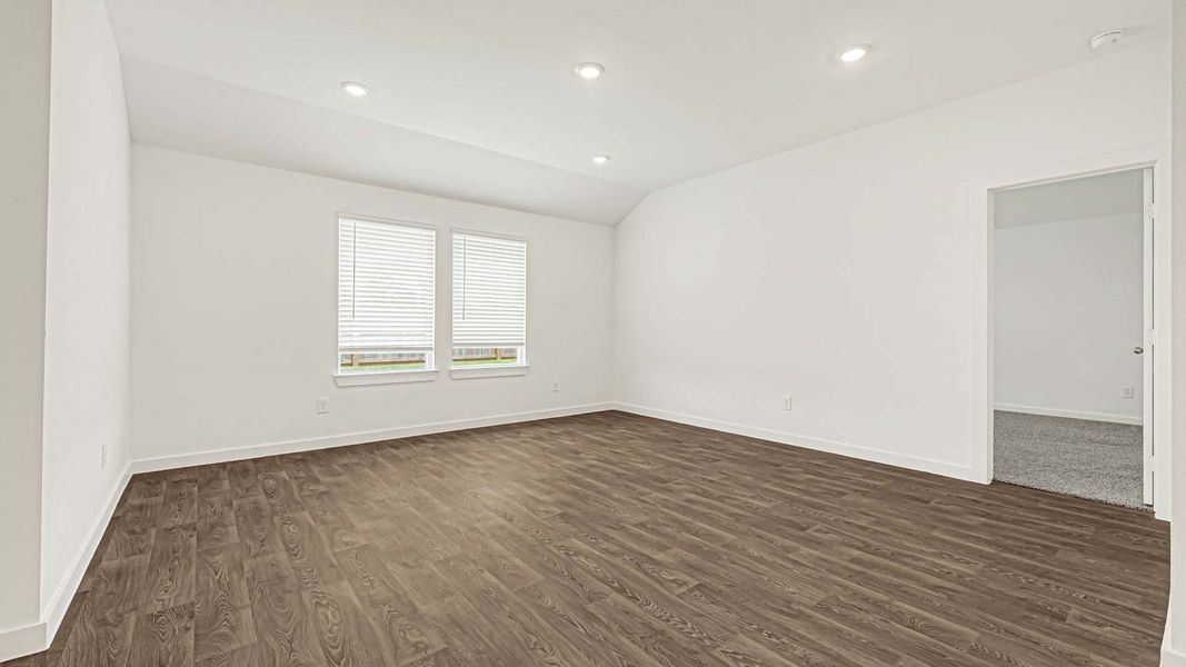 Representative unfurnished interior of a home built from the Cali by D.R. Horton in Holly Ridge, Rosenberg (Image 16).