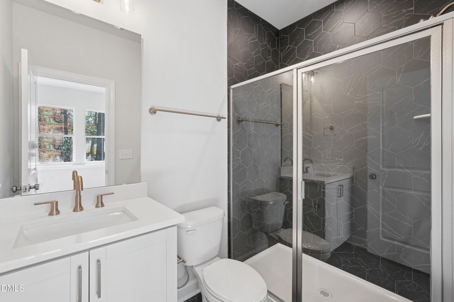 Elm Park 42_Bathroom 2_11.24.25_webready