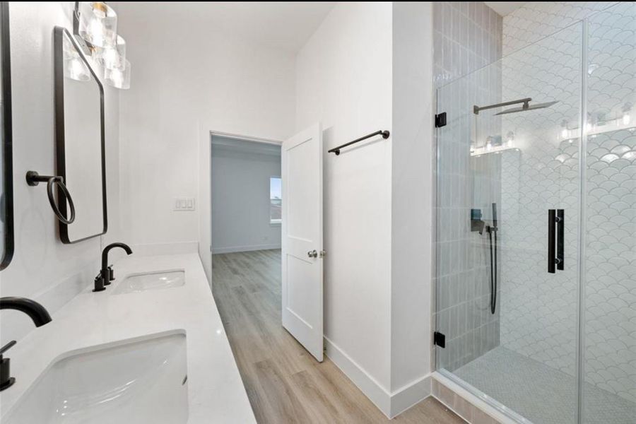 Furnished interior view inside a new home in , Galveston (Image 11).
