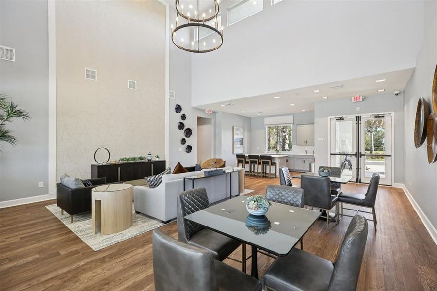 Furnished interior view inside a new home in , Clermont (Image 26).