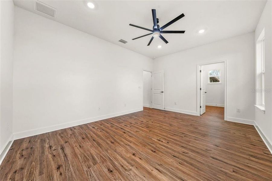 Spacious, unfurnished interior of a new home in , Spring Hill (Image 40). Spacious, unfurnished interior of a new home in , Spring Hill (Image 40).