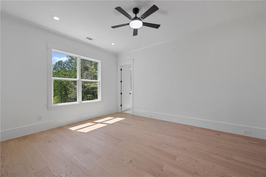 Spacious, unfurnished interior of a new home in , Lawrenceville (Image 75).