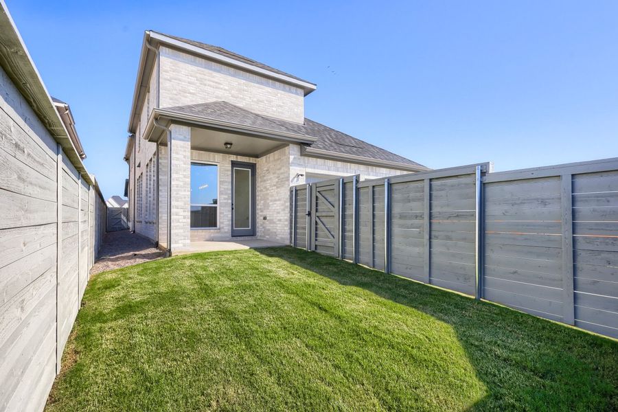1709 Clover Fern - Rear Exterior
