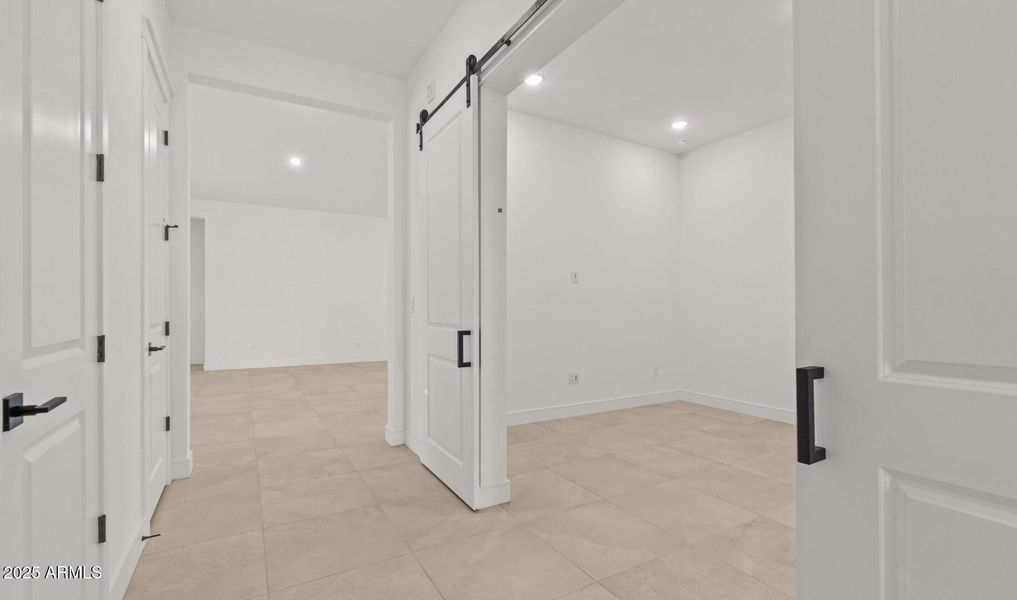 Edgewood Estates Lot #79 Foyer (Large) Edgewood Estates Lot #79 Foyer (Large)