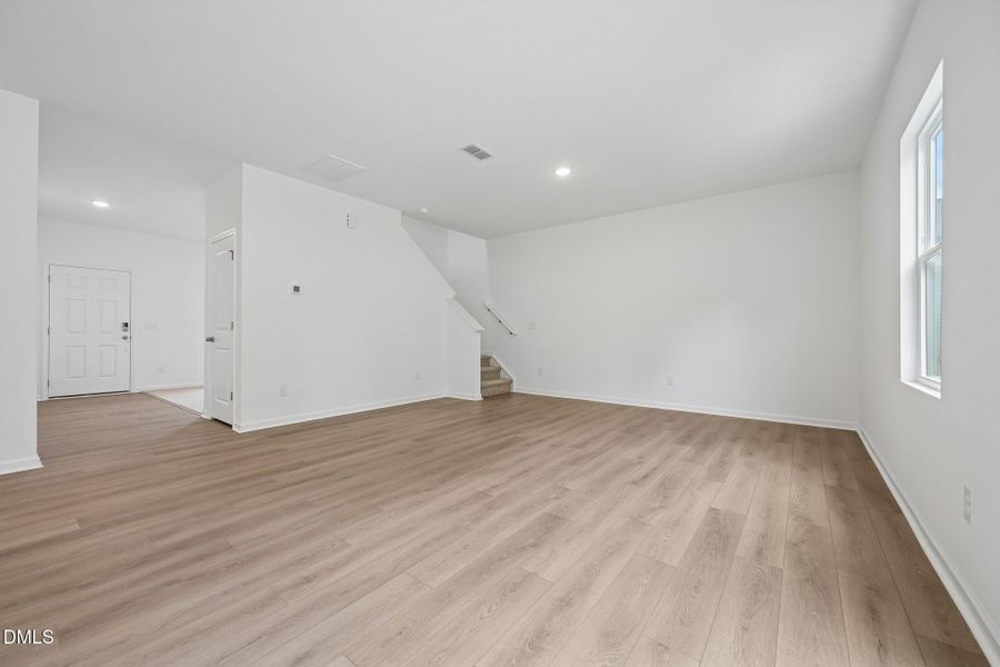 11-web-or-mls-Salers Loop-S1606-011