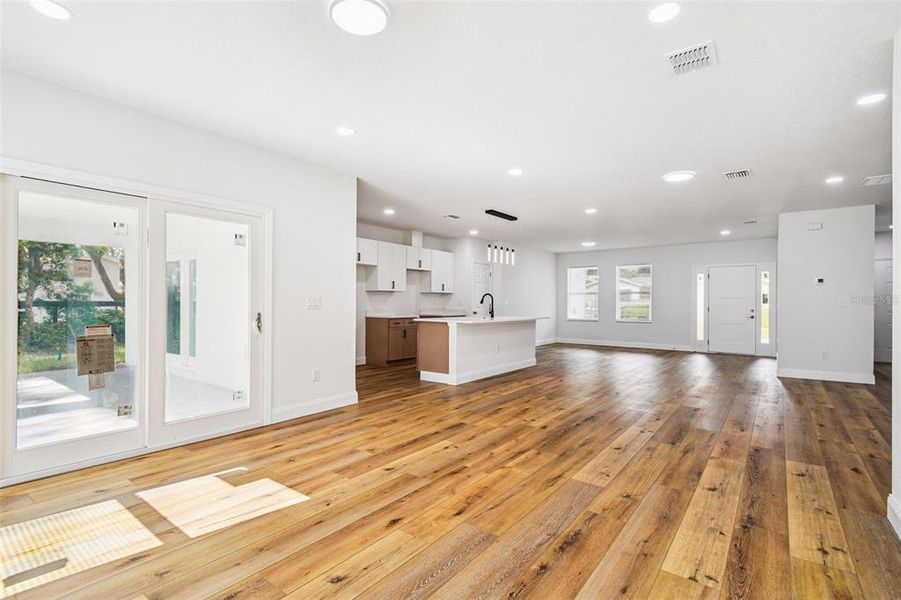 Image 29 of a home in . Image 29 of a home in .