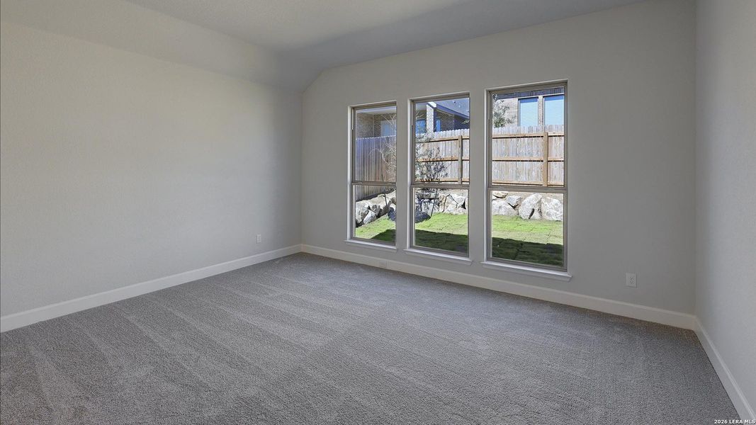 Spacious, unfurnished interior of a new home in Arcadia Ridge, San Antonio (Image 21).