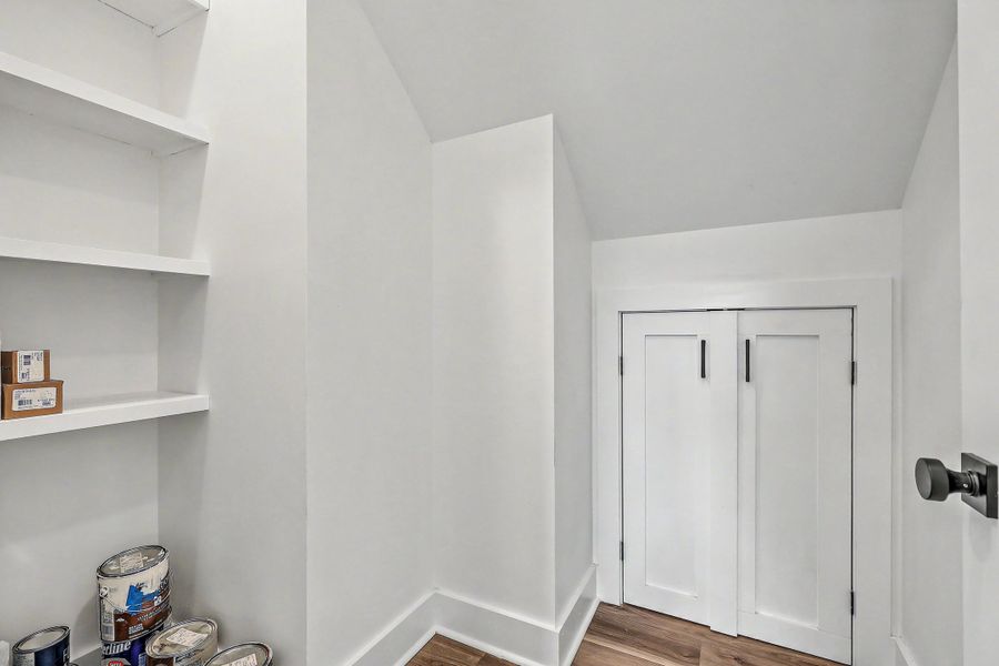 Spacious, unfurnished interior of a new home in , Charleston (Image 31).