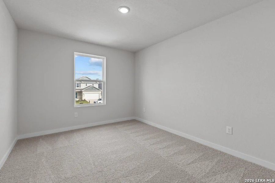 Spacious, unfurnished interior of a new home in Summerlin, San Antonio (Image 12).
