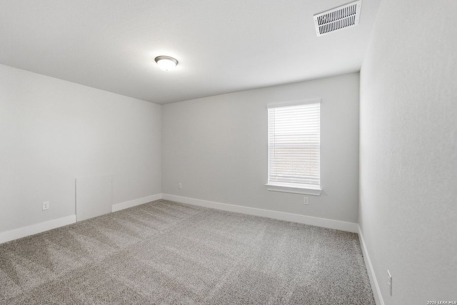 Spacious, unfurnished interior of a new home in Morgan Meadows, San Antonio (Image 32).