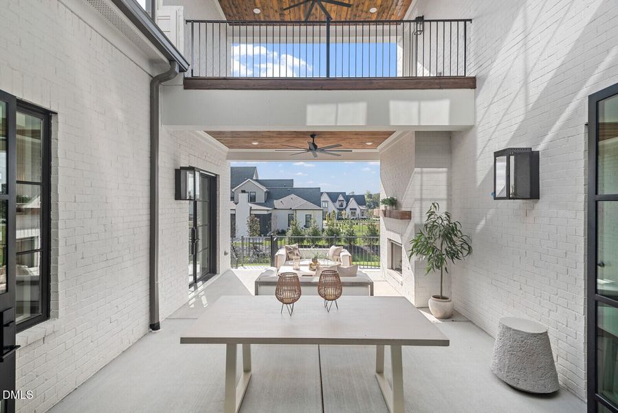 PRIM-0012-00_Marabelle_E_Outdoor Living