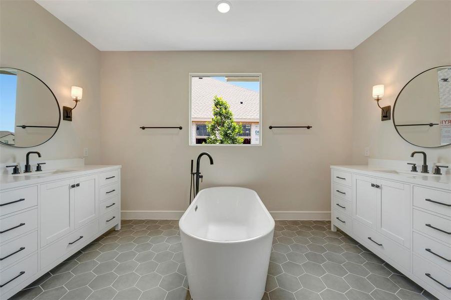 Furnished interior view inside a new home in Elevon, Lavon (Image 9).