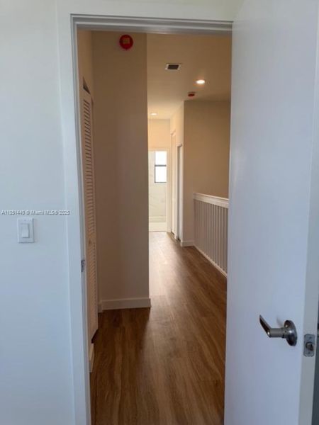 Spacious, unfurnished interior of a new home in , Florida City (Image 16).