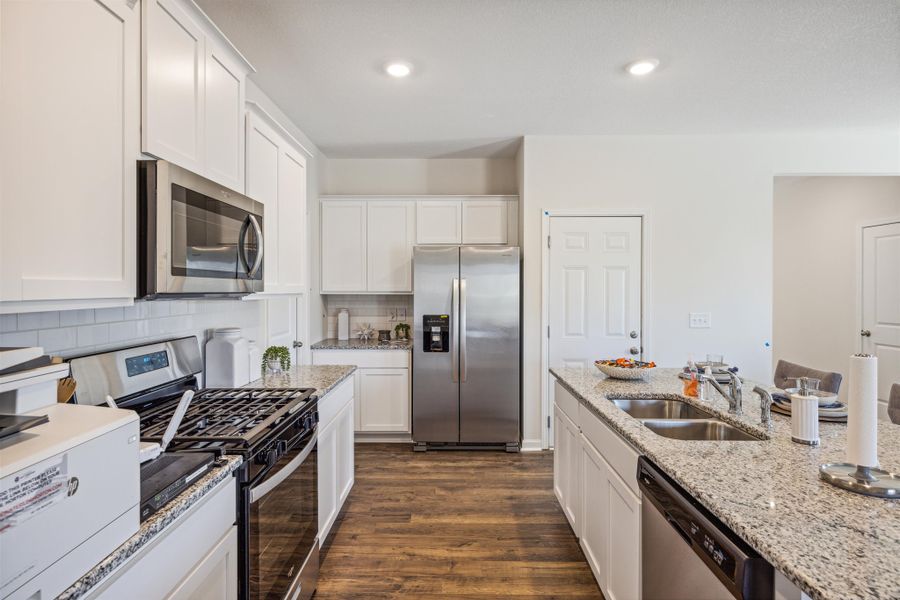 Representative furnished interior of a home built from the Robie by D.R. Horton in Johnson Farms, Greeneville (Image 7).