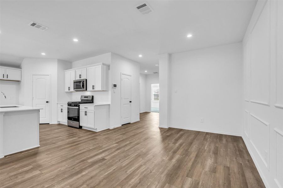Spacious, unfurnished interior of a new home in River Ranch Meadows, Dayton (Image 17). Spacious, unfurnished interior of a new home in River Ranch Meadows, Dayton (Image 17).