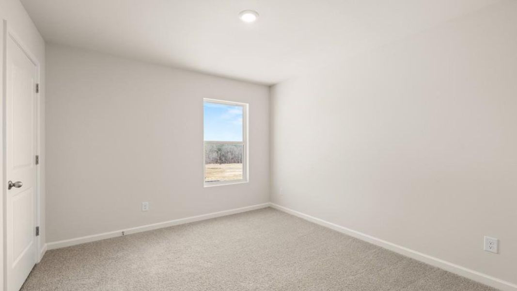 Spacious, unfurnished interior of a new home in Sheffield Highlands, Dallas (Image 21).