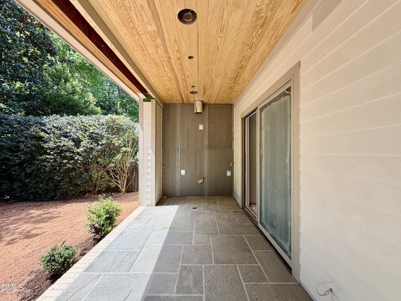 4E35BB0F-D127-4D43-BA0C-83E406BBA30B_1_2