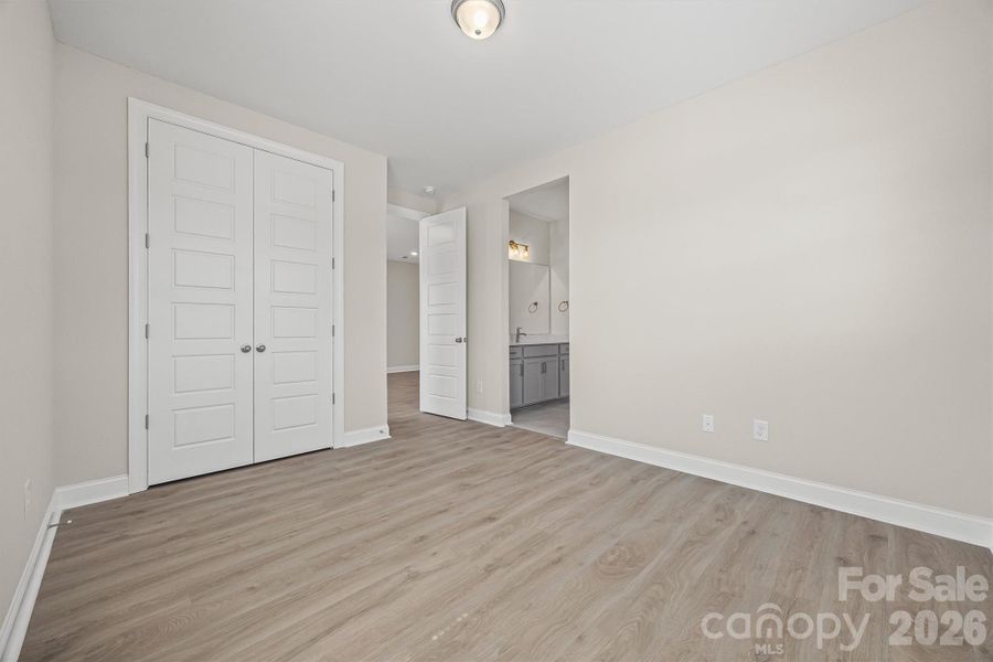 Spacious, unfurnished interior of a new home in , Gastonia (Image 37).