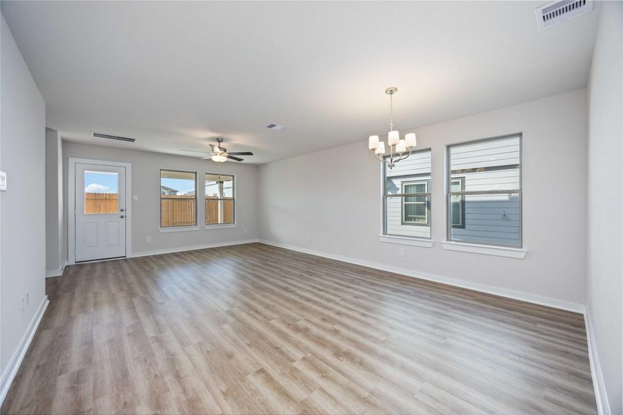 Spacious, unfurnished interior of a new home in The Villages at Westpointe, Dayton (Image 12).