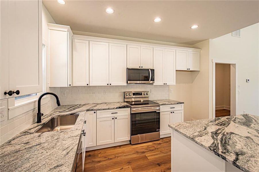 Furnished interior view inside a new home in , Dawsonville (Image 10).