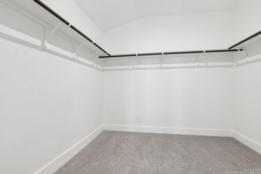 Spacious, unfurnished interior of a new home in Comanche Ridge, San Antonio (Image 36). Spacious, unfurnished interior of a new home in Comanche Ridge, San Antonio (Image 36).