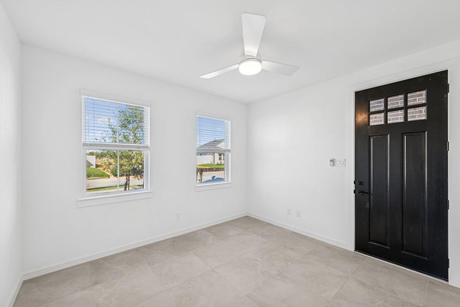 Extra Suite Plus living room