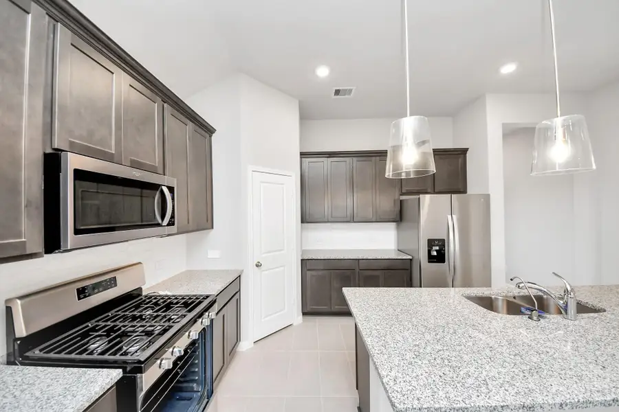 Image 32 of a home in Sunterra: Landmark Collection.