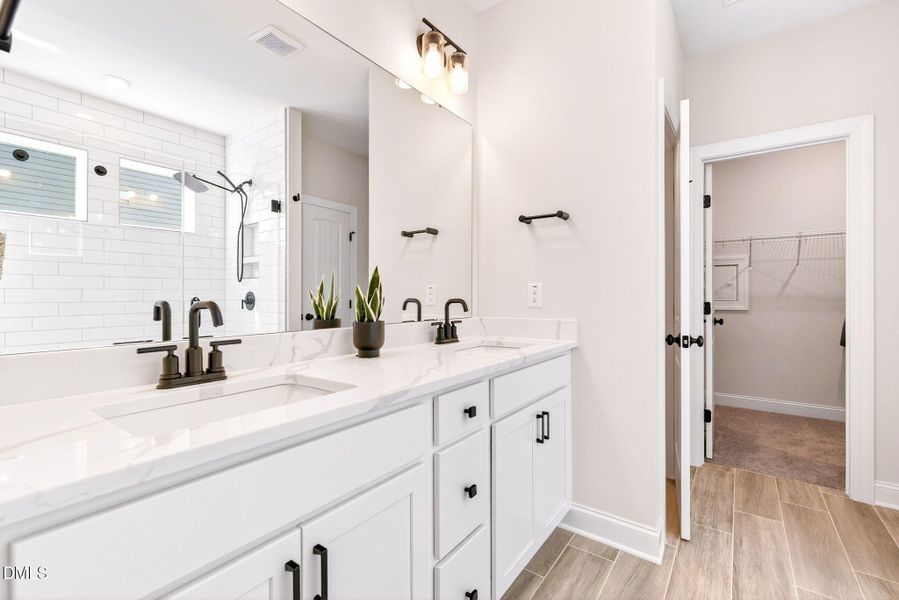 37-web-or-mls-661 Highview (3 of 12)