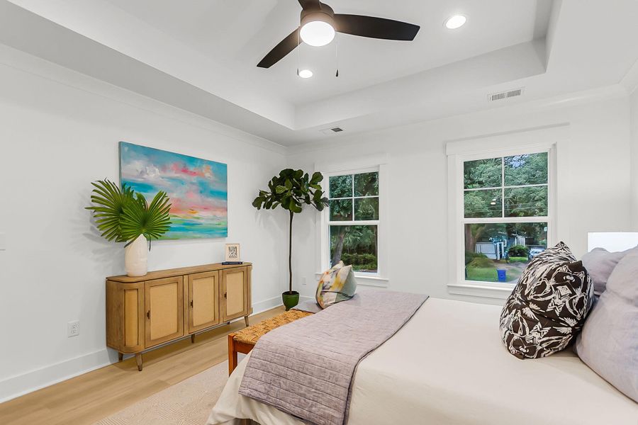 Furnished interior view inside a new home in , Charleston (Image 28).
