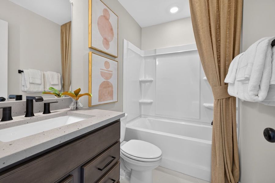 Representative furnished interior of a home built from the Wynfield by Pulte Homes in Everhour, Newnan (Image 16).