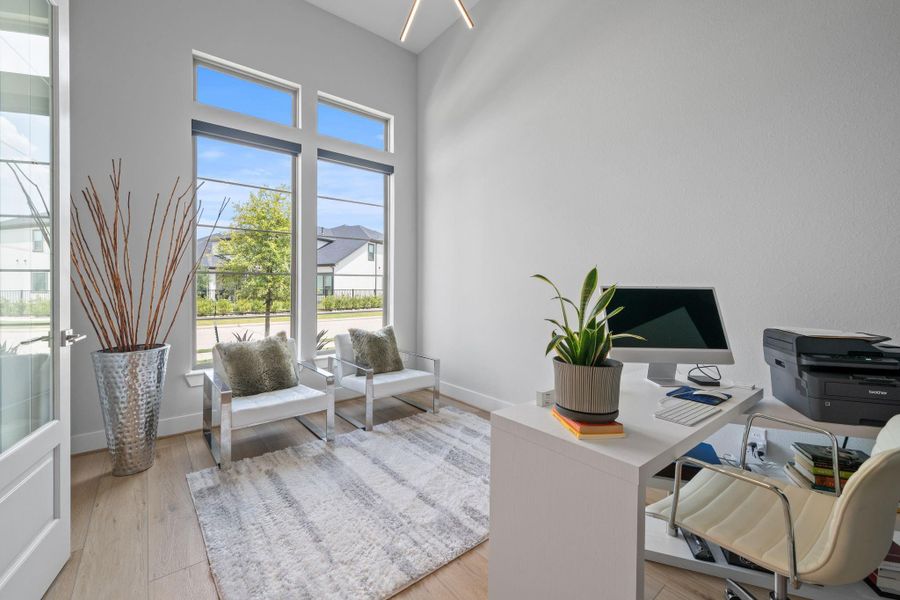 Study/ Office with French Doors