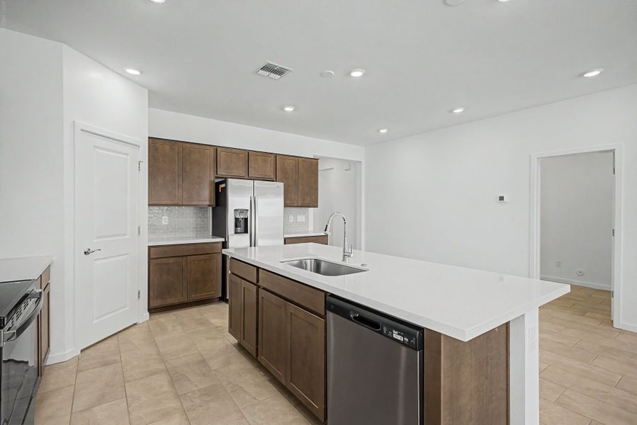 Furnished interior view inside a new home in Copper Falls, Buckeye (Image 4).