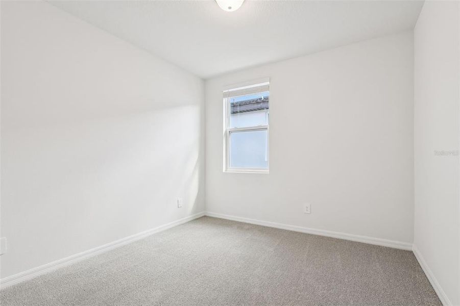 Spacious, unfurnished interior of a new home in Crosswinds - Signature Series, Haines City (Image 27).