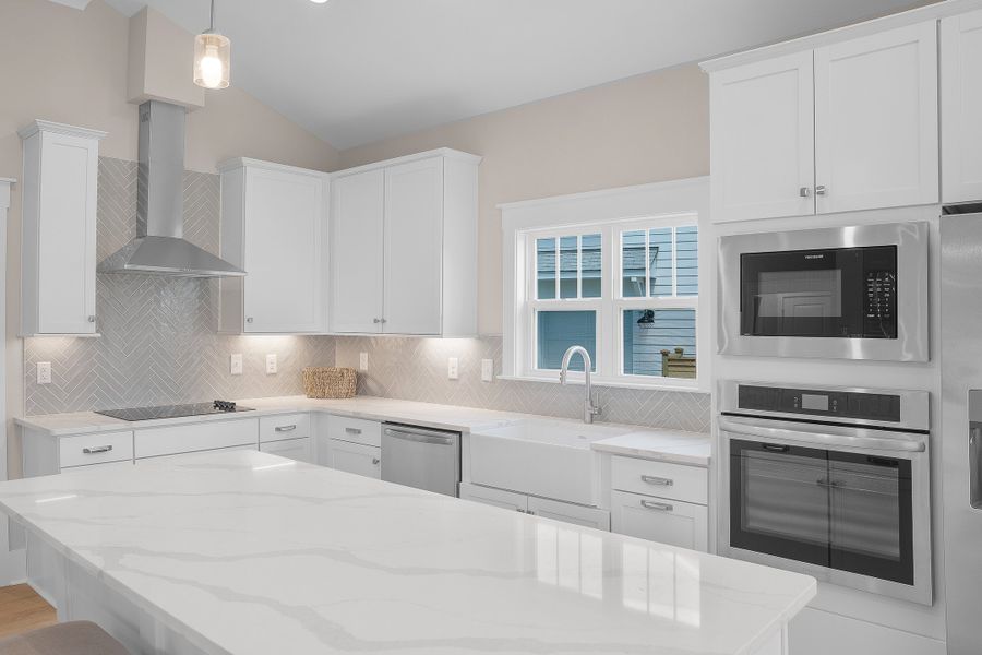 Representative furnished interior of a home built from the Claremont by Bill Clark Homes in Sidbury Landing, Wilmington (Image 12).