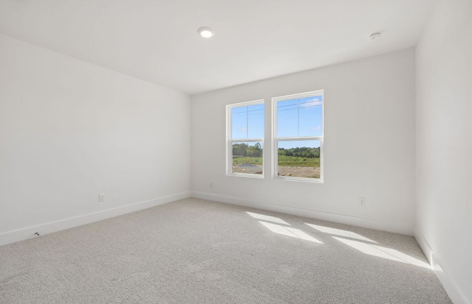 Spacious, unfurnished interior of a new home in Bradshaw Farms Reserve, Mount Juliet (Image 30).