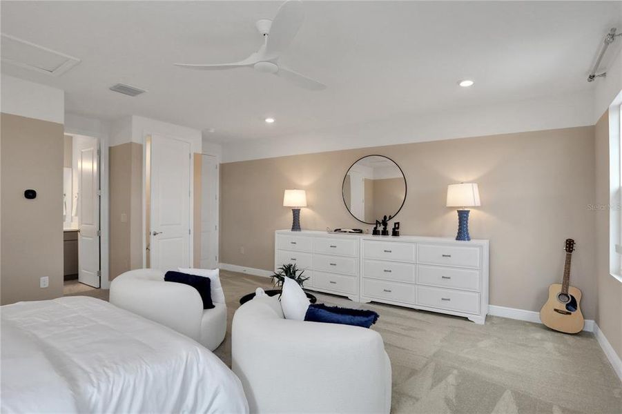 Furnished interior view inside a new home in Angeline, Land O' Lakes (Image 37).