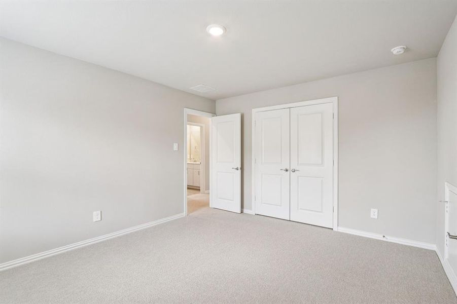 Spacious, unfurnished interior of a new home in Parks at Foster Crossing - Premier Series, Anna (Image 26). Spacious, unfurnished interior of a new home in Parks at Foster Crossing - Premier Series, Anna (Image 26).