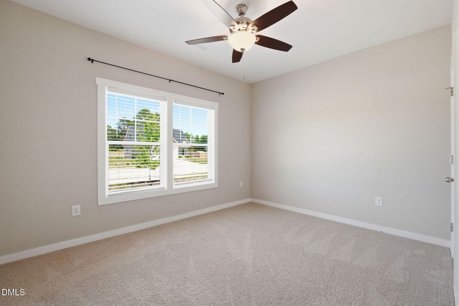 16-web-or-mls-dsc06459