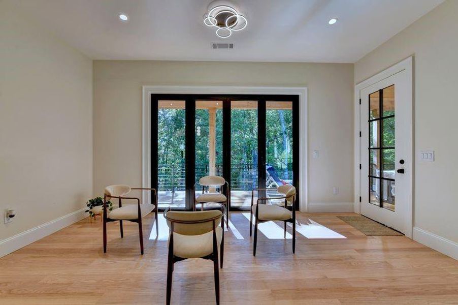 Furnished interior view inside a new home in , Gainesville (Image 44).