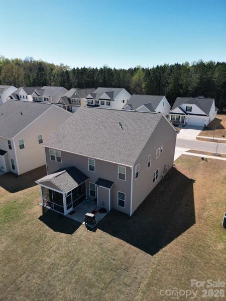Image 16 of a home in Clairmont. Image 16 of a home in Clairmont.