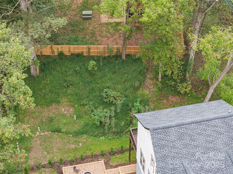 Image 28 of a home in .