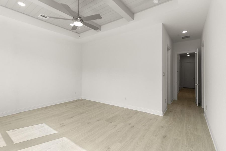 Spacious, unfurnished interior of a new home in The Highlands - 65', Porter (Image 20). Spacious, unfurnished interior of a new home in The Highlands - 65', Porter (Image 20).