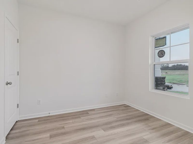 Spacious, unfurnished interior of a new home in Providence Station at Trolley Run, Aiken (Image 4).