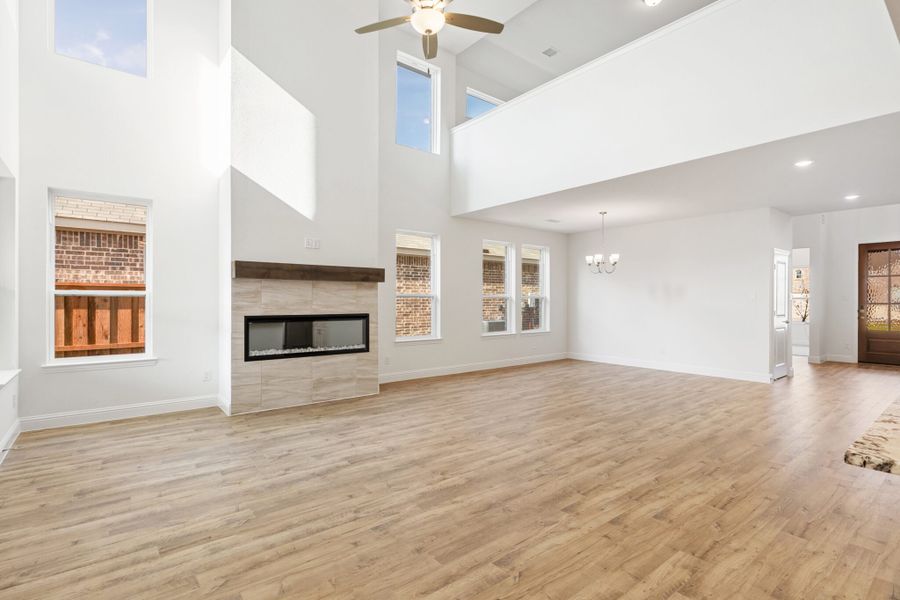 Spacious, unfurnished interior of a new home in Walden Pond, Forney (Image 21).