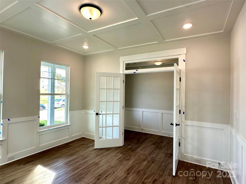 Spacious, unfurnished interior of a new home in Summerlin, Mooresville (Image 11).